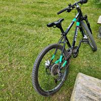 Mountain bike Rockrider  700 per ragazzo