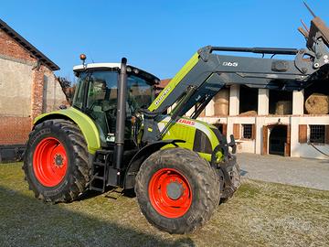 Claas arion 640 caricatore