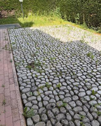 PAVIMENTAZIONE GIARDINO