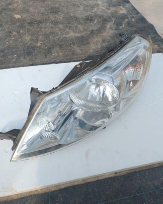 fanale anteriore sinistro Peugeot expert 