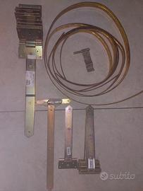 Cerniere per porte e cancelli