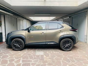 Toyota Yaris Cross Hybrid 116 CV Adventure AWD-i –