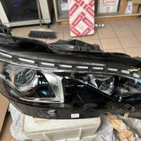 Faro Peugeot 3008/5008 codice 89910239