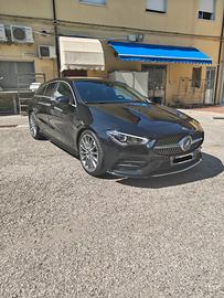 Mercedes Benz CLA250 AMG line shooting brake