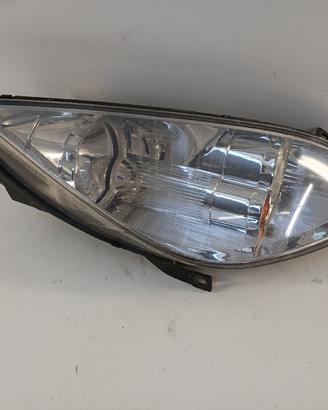 Faro ant dx MITSUBISHI COLT VI '05