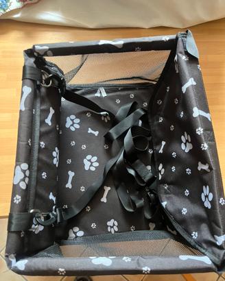 Trasportino per auto per cani