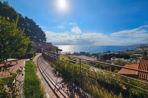 Sant'Agata, villa con splendido panorama