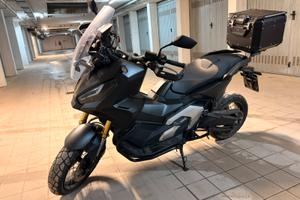 X-Adv 750 -Black Edition