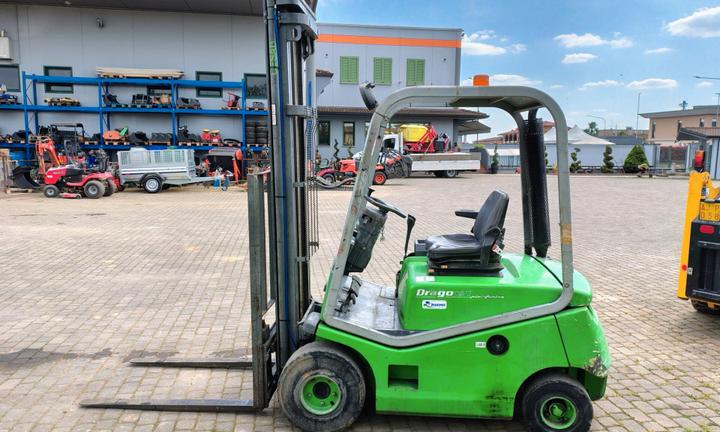 CARRELLO ELEVATORE DIESEL USATO CESAB