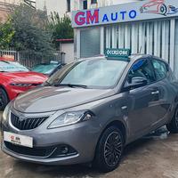 Lancia Ypsilon 1.0 5 porte Hybrid Gold 2023