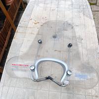Parabrezza Piaggio per scooter 