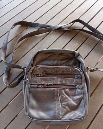 Borsello in pelle da uomo