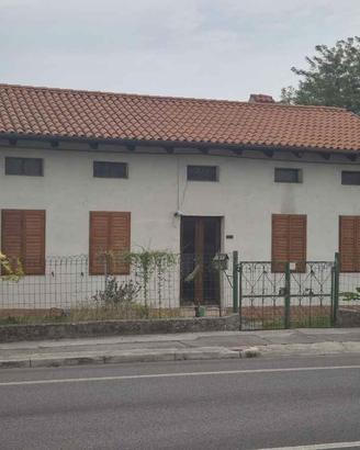 REDIPUGLIA Casetta su unico livello con giardino