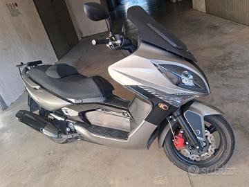 Scooter Kymco xciting 300