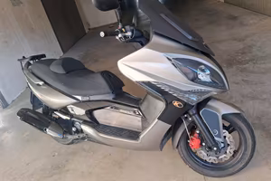 Scooter Kymco xciting 300