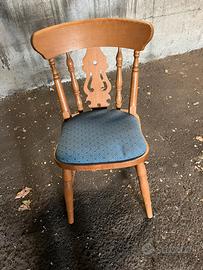 Sedie in legno, molto belle