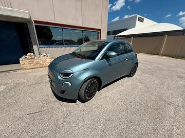 Fiat 500e 3+1 42kw la prima