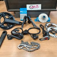gruppo Shimano Ultegra Di2 R8170 12v