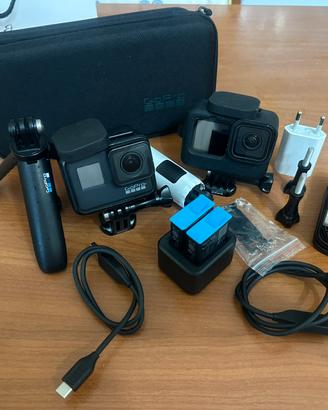 2x Go Pro Black
