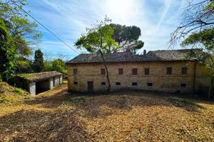 Casa Colonica con Terreno - Sant'Elpidio a Mare