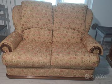 Divano due posti