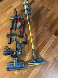 Aspirapolvere Dyson v15 detect