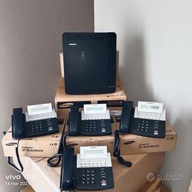 Samsung OfficeServ 7030 + 4 telefoni digitali