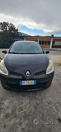Renault clio benzina gpl neopatentati