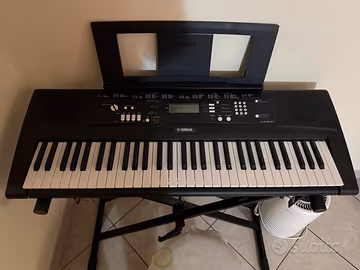 Tastiera Yamaha EZ220