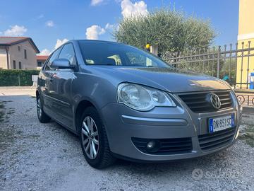 Volkswagen polo gpl neopatentati 1.4