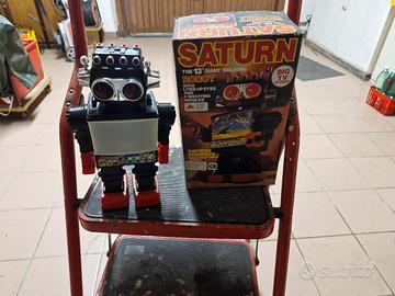 robot giocattolo vintage