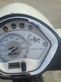 Liberty 150 3v 2014
