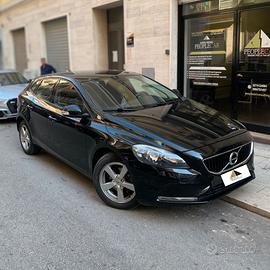 Volvo V40 D2 Business