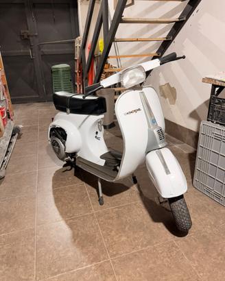 Vespa 50 Special