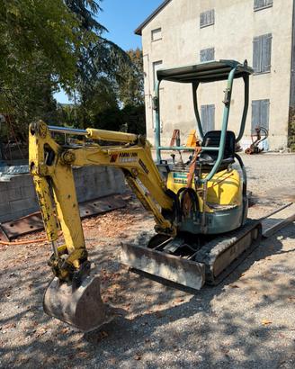 Yanmar B12-3 mini escavatore 13q 1931h