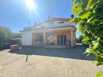 PORZIONE DI BIFAMILIARE A VELLETRI