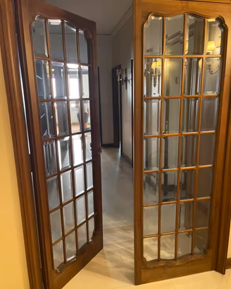 Porte in legno e vetro