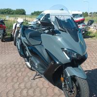 Yamaha Tmax 560 2021