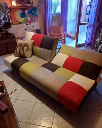 DIVANO LETTO 