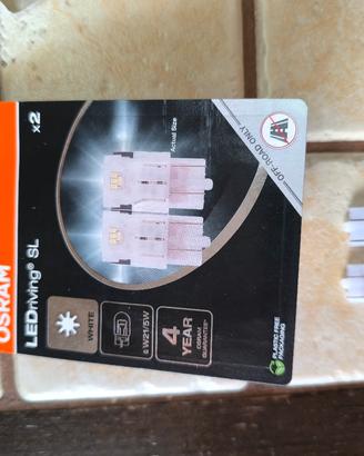 osram lampade posizione led 6000k  W21/5W 