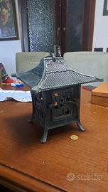 Antica pagoda giaponese