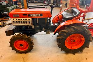 Trattorino Kubota B7000 4WD