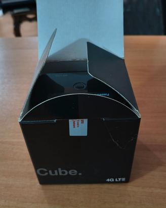 Pocket cube 68E1- 4G LTE