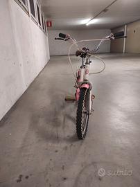 Bicicletta tipo graziella 16