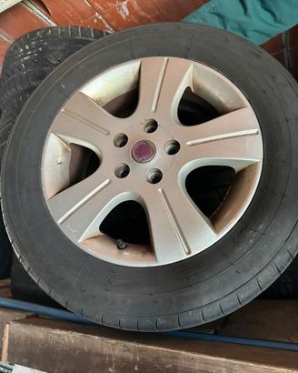 Gomme estive cerchi in lega Fiat Sedici/Suzuki SX4