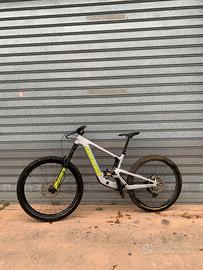 Santa cruz heckler sl
