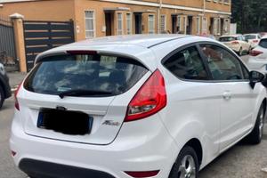 Ford fiesta titanium