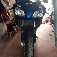 Yamaha R1 2002