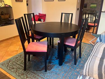 Tavolo allungabile con 6 sedie