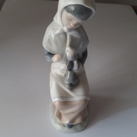 Statuina in porcellana